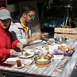 Eski 호텔 닷차