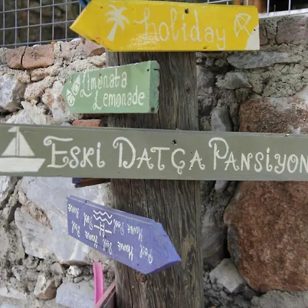 Eski Hotel *