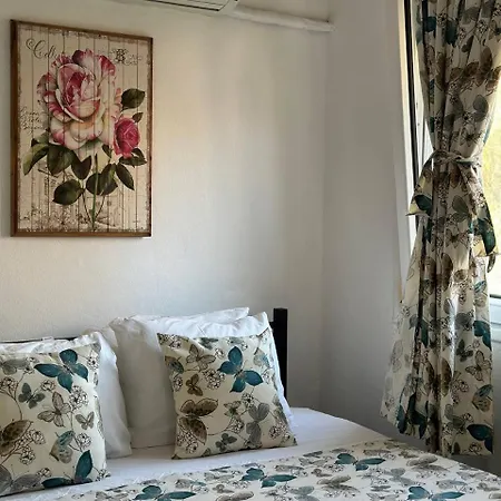 Eski Hotel