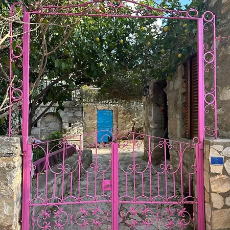 Eski Hotel Datca